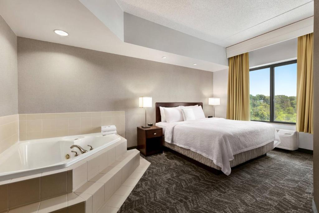 SpringHill Suites Dulles Airport photo