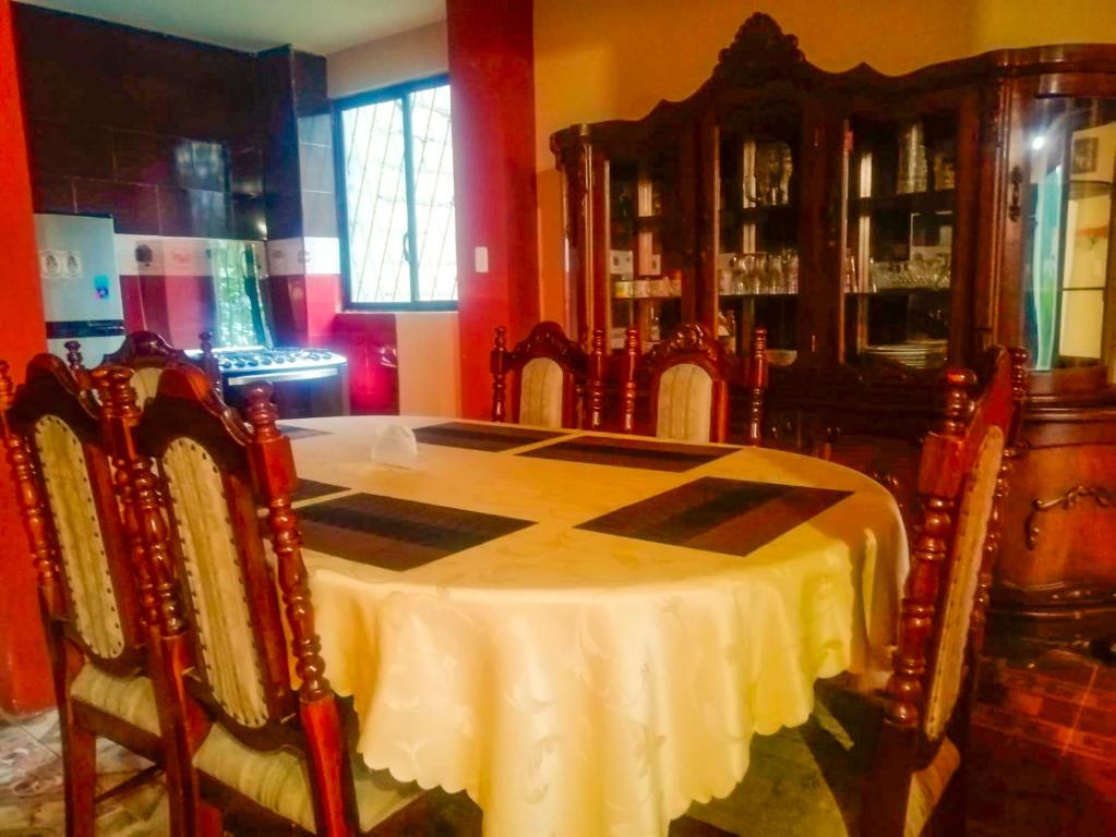 Fotografie z fotogalerie ubytování Hermosa casa rodeada de naturaleza v destinaci Baños