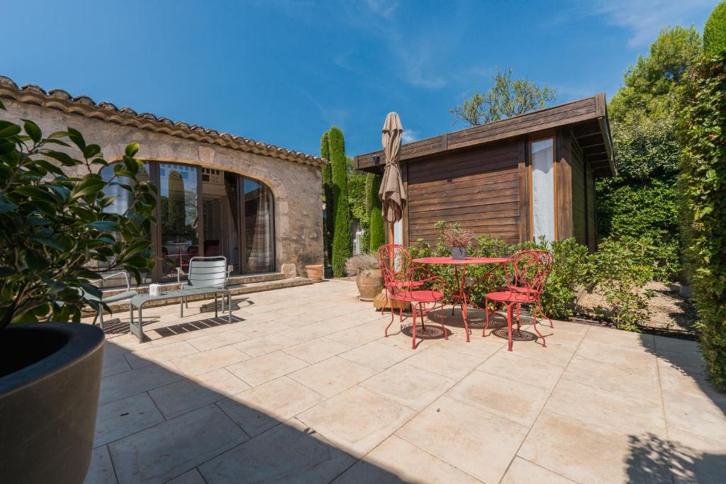 Κήπος έξω από το Studio at Mas Naste