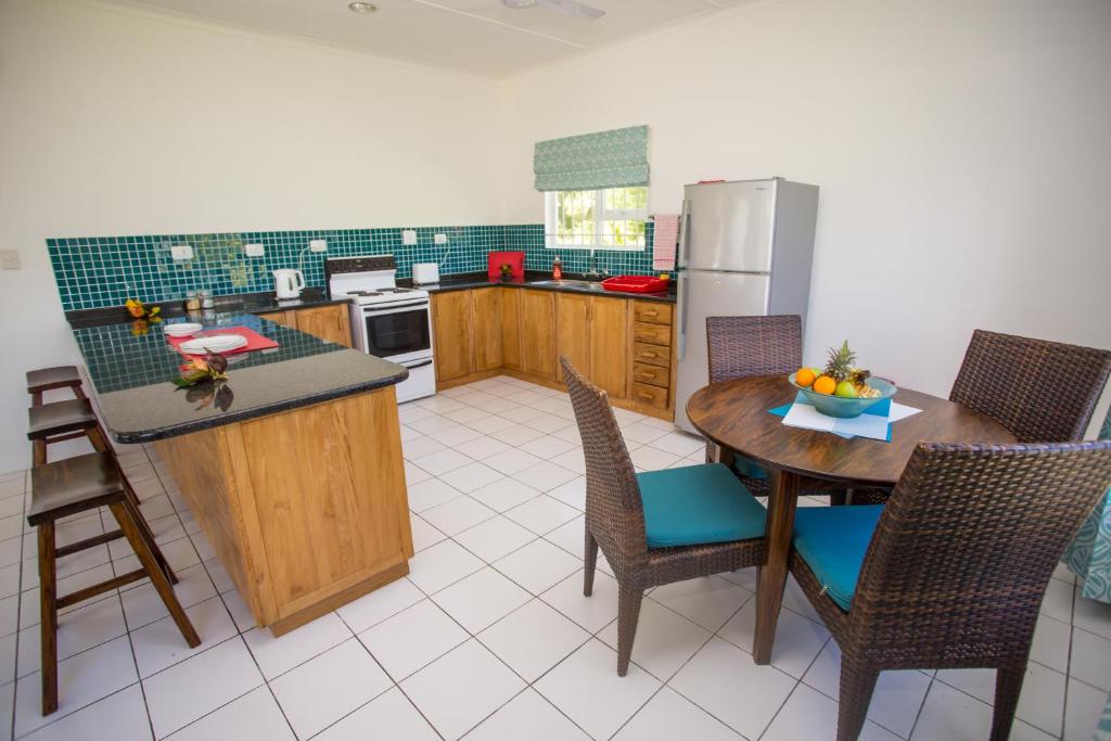 Kuchyň nebo kuchyňský kout v ubytování Chalets d'Anse Forbans SelfCatering