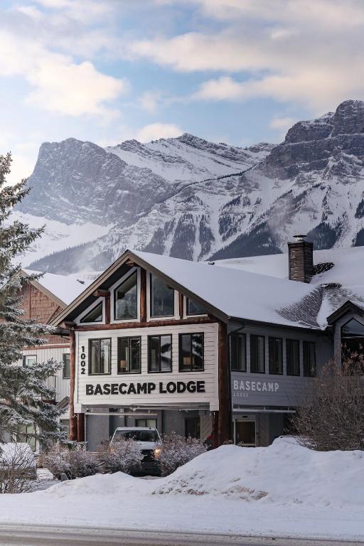 Basecamp Lodge Canmore - Resim 19
