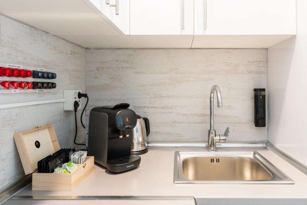 Lemon Apartment & Hotels Bernabeu - Resim 33