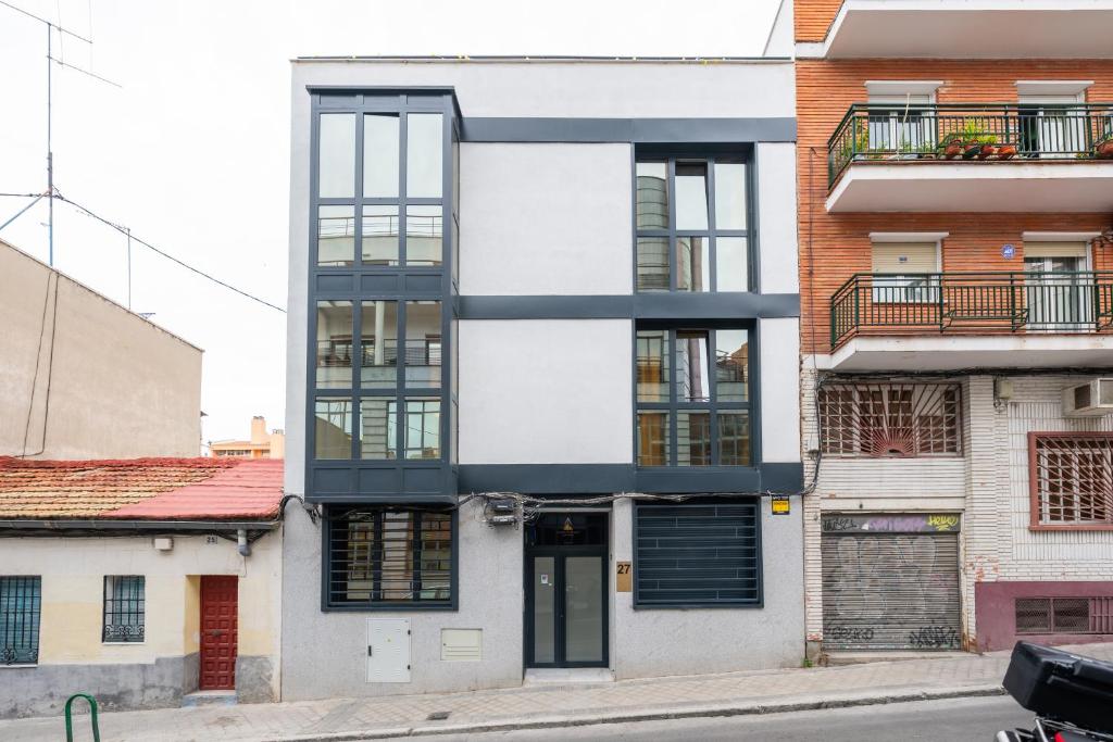 Lemon Apartment & Hotels Bernabeu - Resim 29