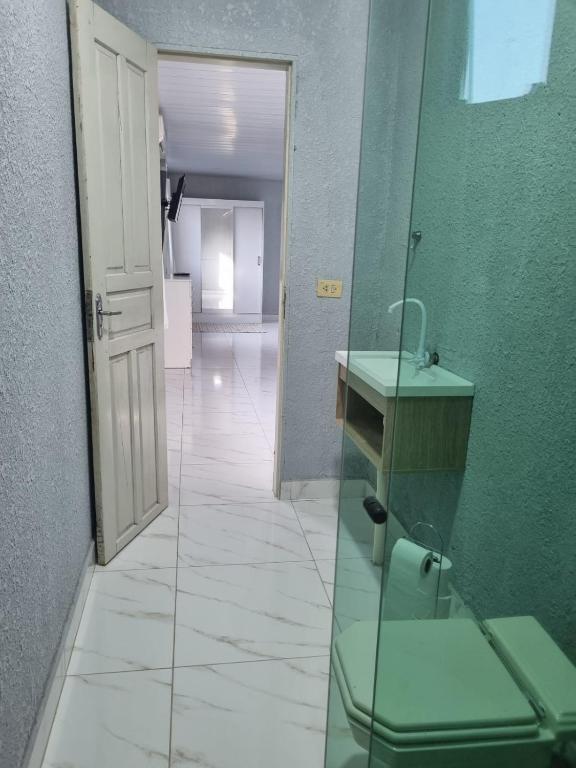 Koupelna v ubytování Stúdio andar superior, próximo ao hotel Rafain Palace