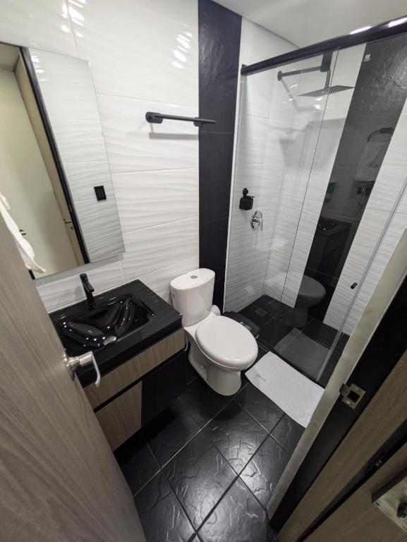 Koupelna v ubytování Hostel Boutique Nido de Loros
