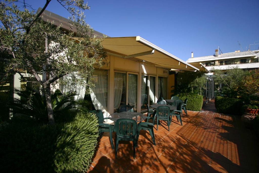 Ateneo Garden Palace - Resim 28