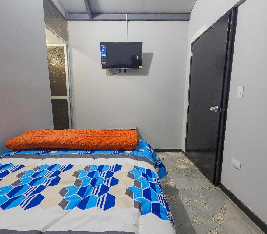 Ένα ή περισσότερα κρεβάτια σε δωμάτιο στο La Kzona - Hab Doble