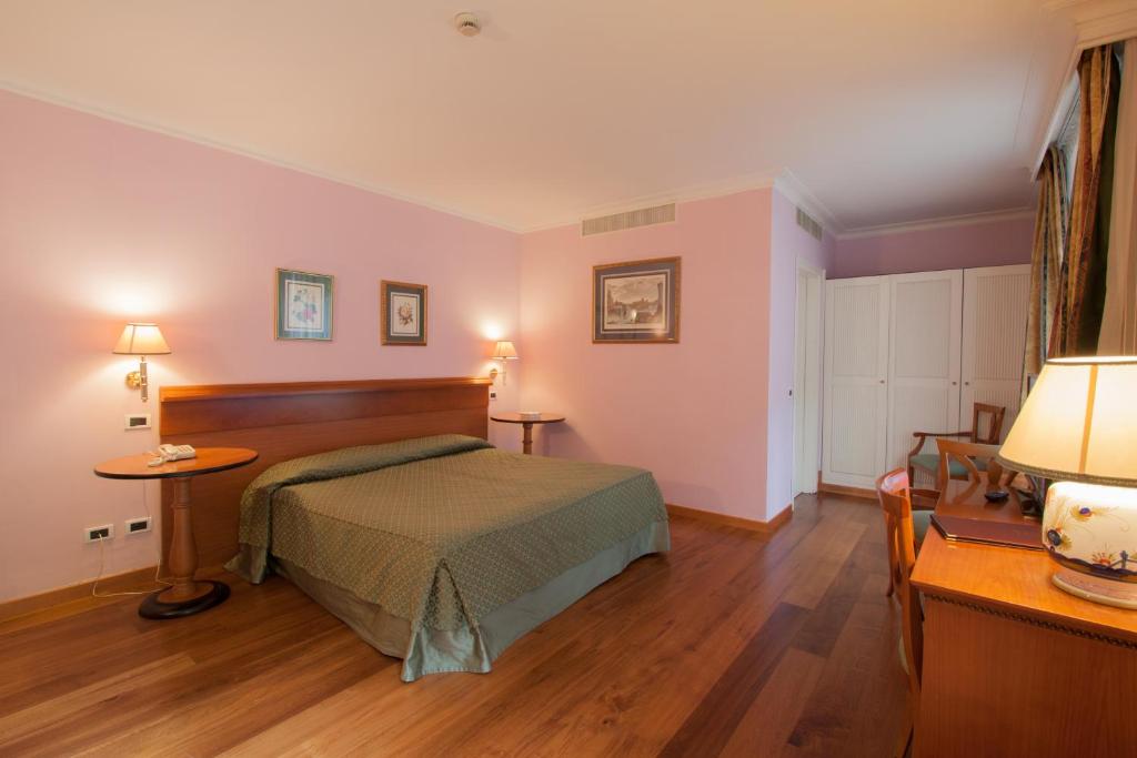 Ateneo Garden Palace - Resim 32