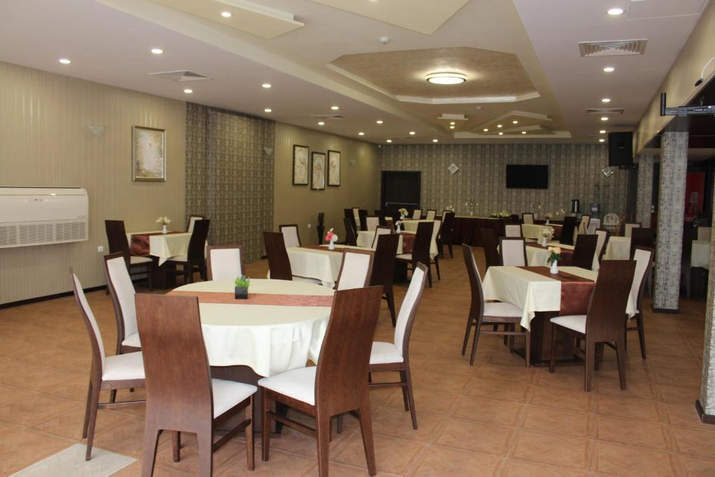 TV a/nebo společenská místnost v ubytování Teodora Palace Hotel
