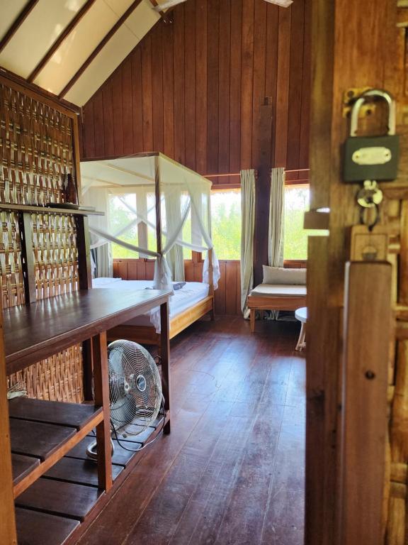 Basa-basi Lodge - 12