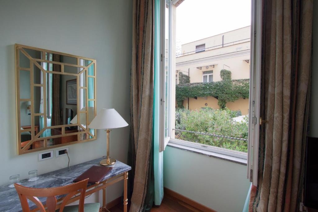 Ateneo Garden Palace - Resim 40