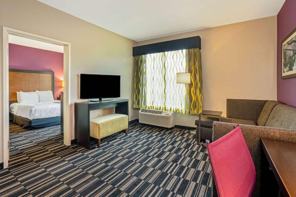 La Quinta by Wyndham Tumwater - Olympia - Queen Suite