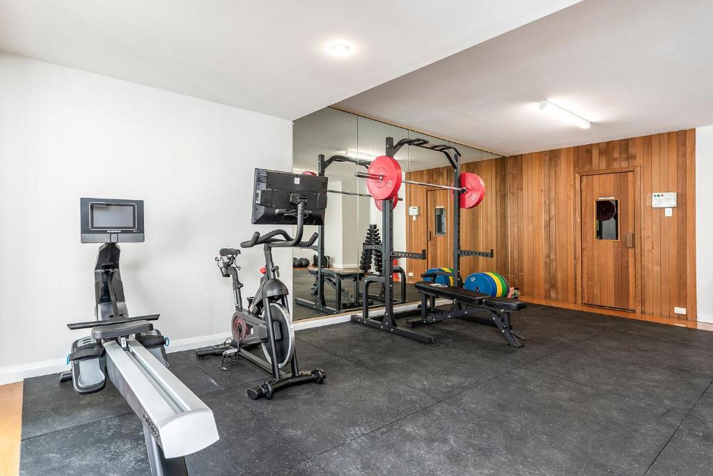 Fitness centrum a/nebo fitness zařízení v ubytování The Swan Valley Hotel