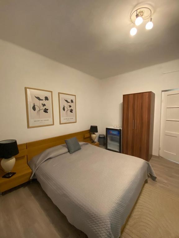 Postel nebo postele na pokoji v ubytování Airport17 B&B
