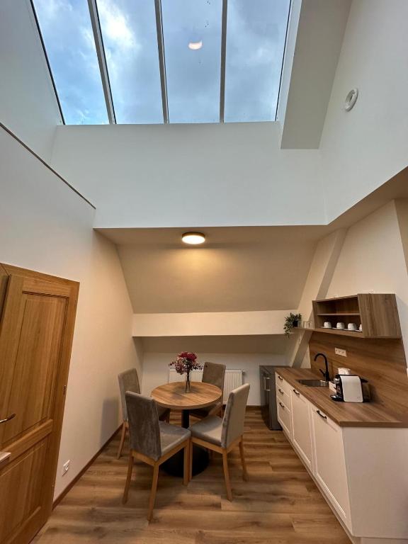 Hotel Karlova Prague - Resim 35