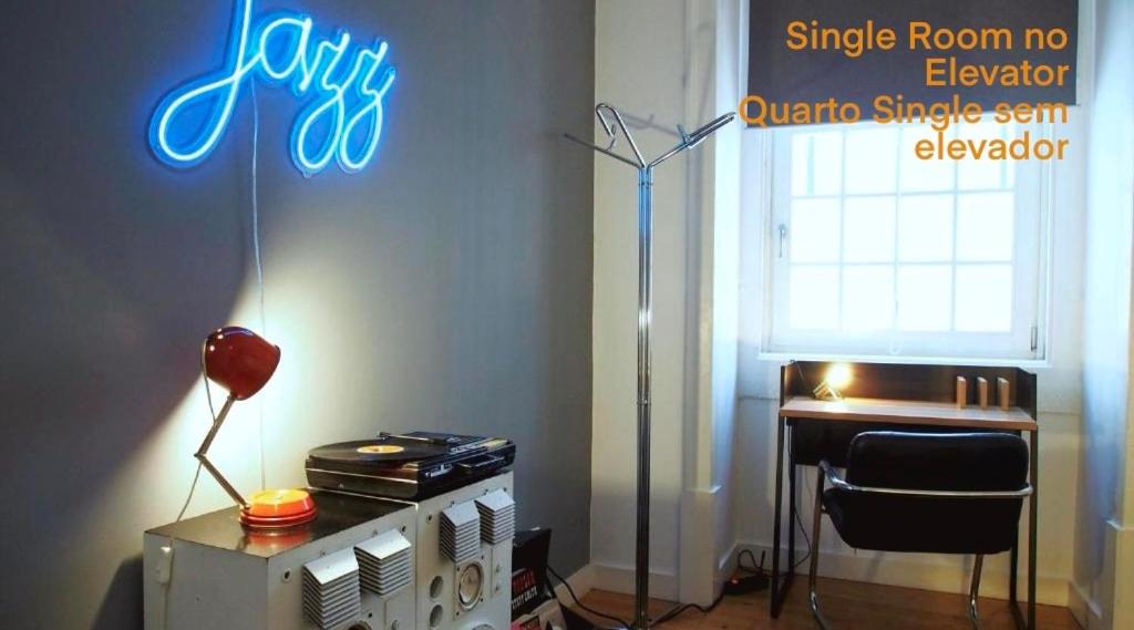 Living Lounge Hostel - 15