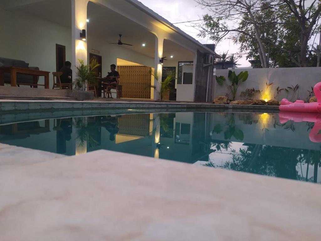 Bassein majutusasutuses Wanderlust Hostel Mandalika või selle lähedal
