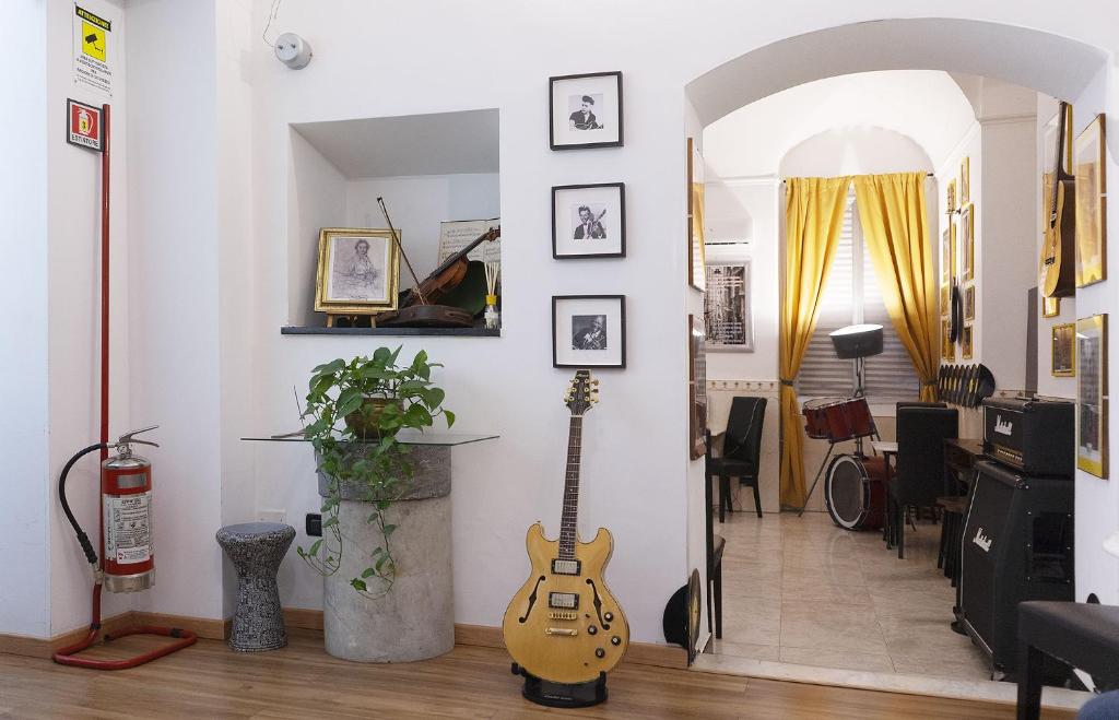 Posezení v ubytování Red and Blues Music Hotel Genova