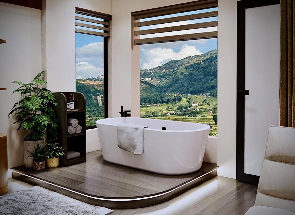 Nespecifikovaný výhled na hory nebo výhled na hory při pohledu z hotelu
