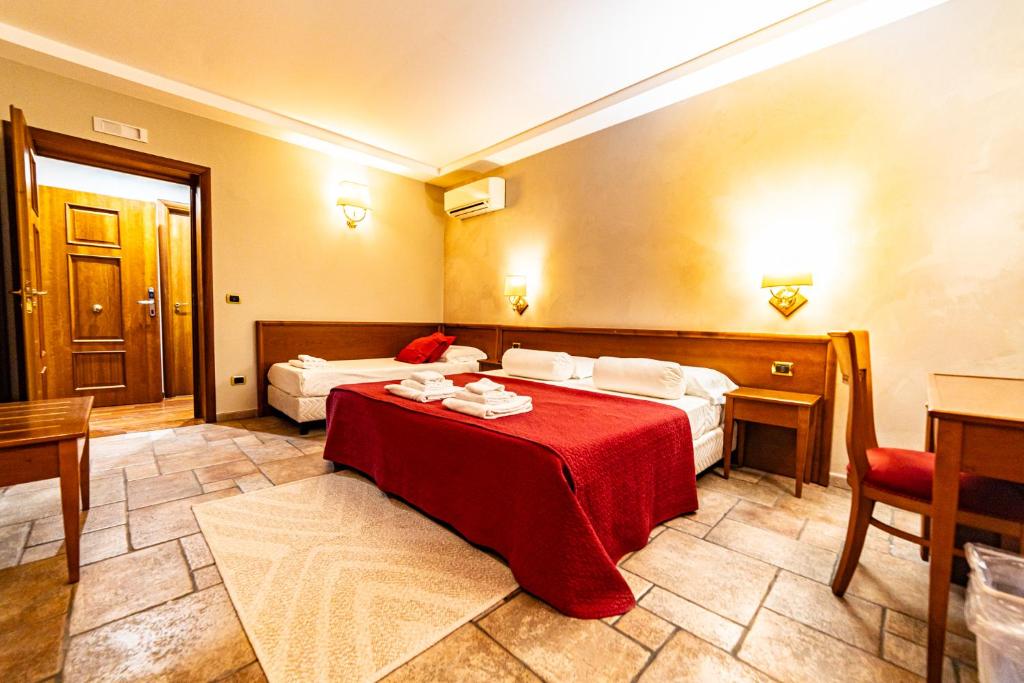 
Triple Room with Balcony
