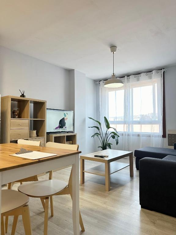 A television and/or entertainment centre at Lemos Nube