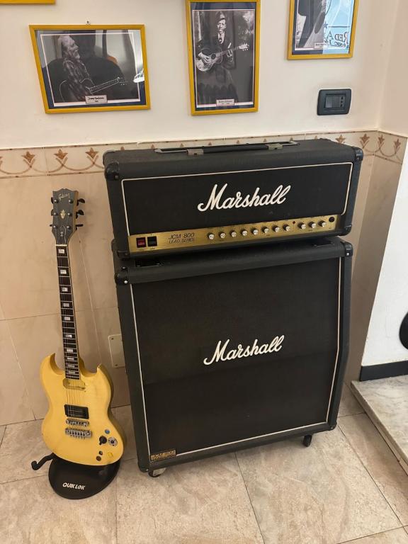 Red and Blues Music Hotel Genova - Resim 29