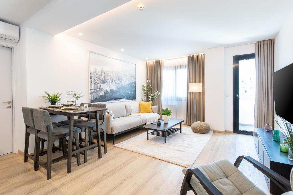 TT Luxury Homes I Anemoi - Luxe Stay Shared Pool & Gym