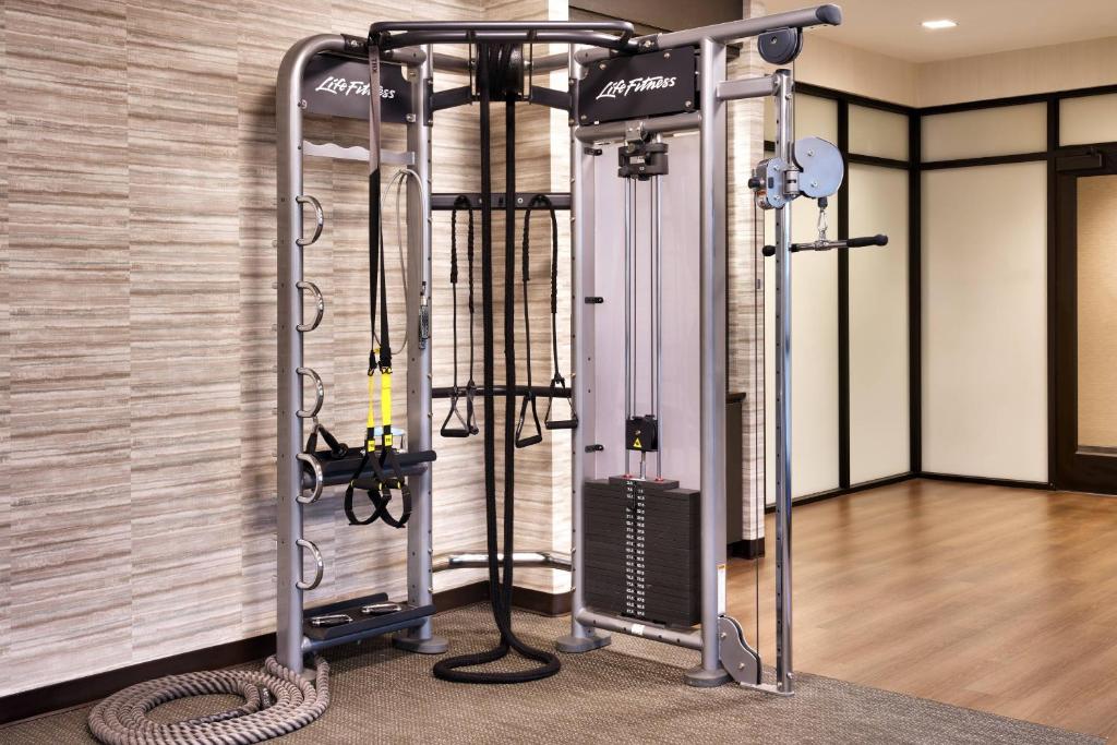 Fitness centrum a/nebo fitness zařízení v ubytování Courtyard by Marriott Cedar City