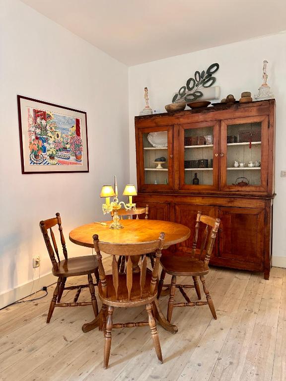 Fotografie z fotogalerie ubytování Maison Mǔso v destinaci Dinant