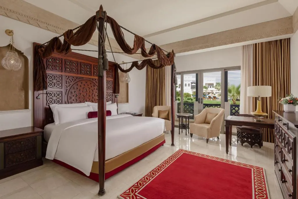 Deluxe Pool View Room, Guest room, 1 King