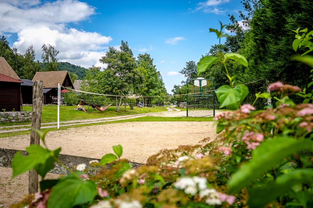 Zahrada ubytování Chalets de la Wormsa