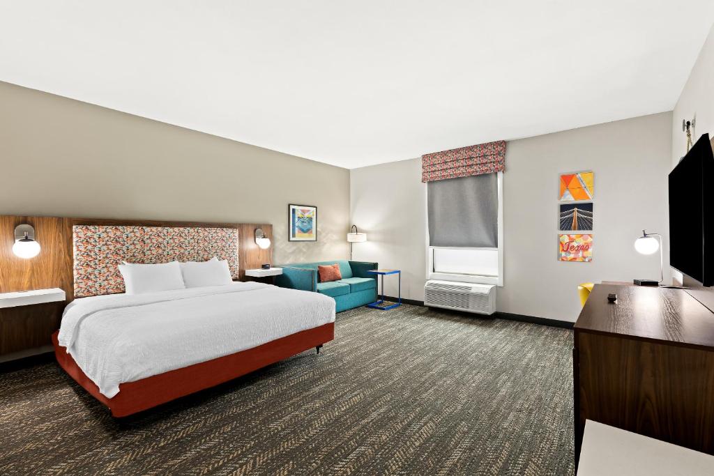 Postel nebo postele na pokoji v ubytování Hampton Inn Longview