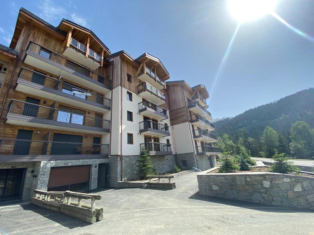 Výhľad na hory alebo výhľad na hory priamo z apartmánu
