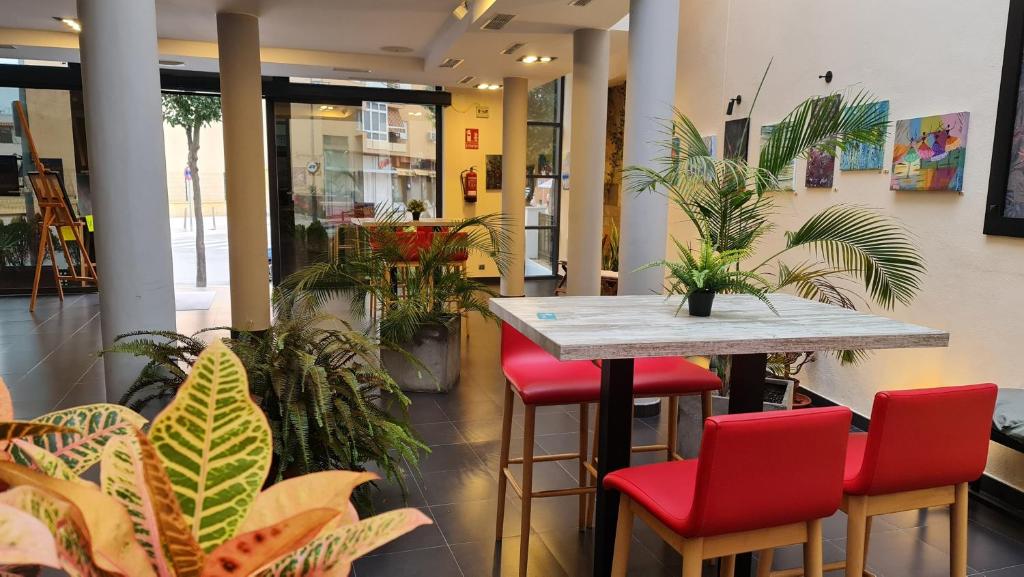 Część wypoczynkowa w obiekcie Hotel Los Nardos