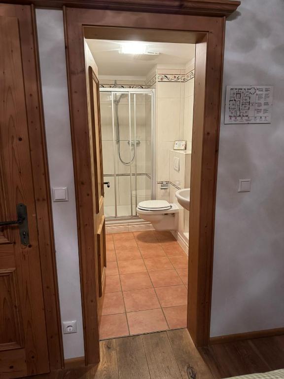 Eichen Schlössl - Resim 3