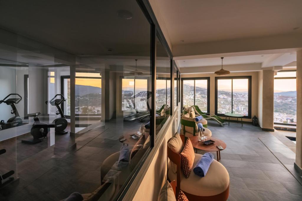 Fitness centrum a/nebo fitness zařízení v ubytování TAJ CHEFCHAOUEN Luxury Hotel and Spa