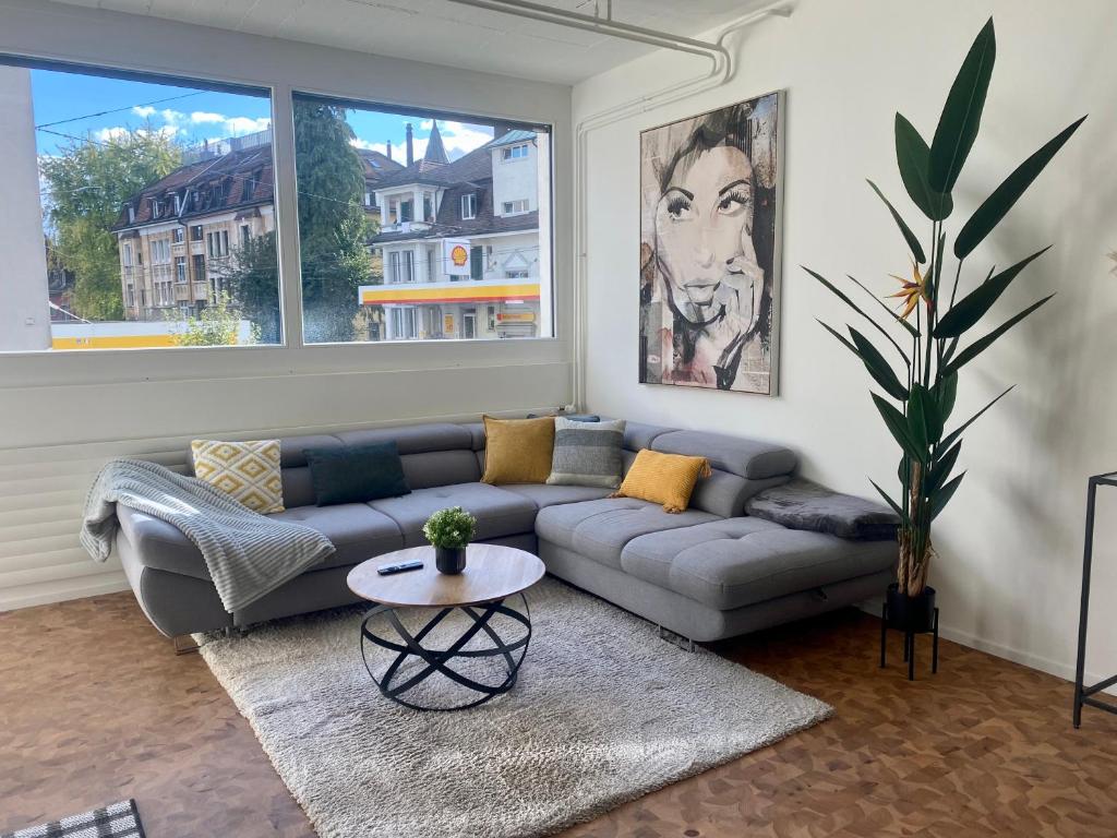120m2 modern 3-Bedroom Loft in Zürich - Resim 5