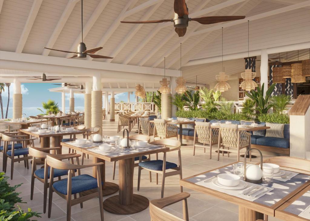 Restaurace v ubytování Secrets Saint Lucia Resort & Spa - All Inclusive