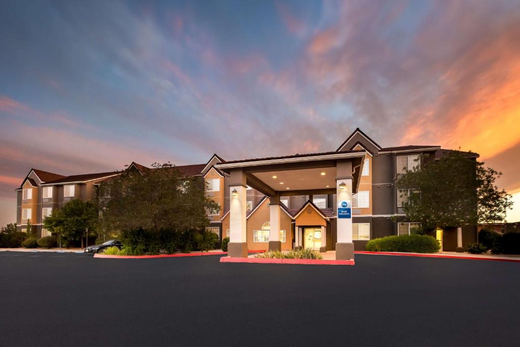 Best Western California City Inn and Suites