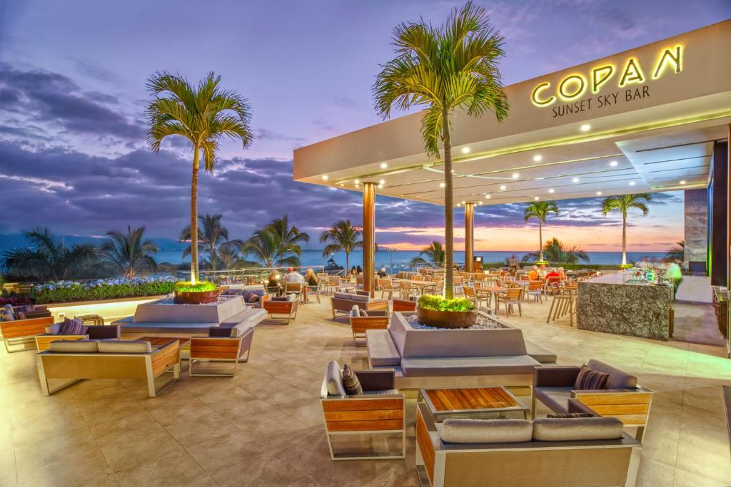 Paradise Village photo