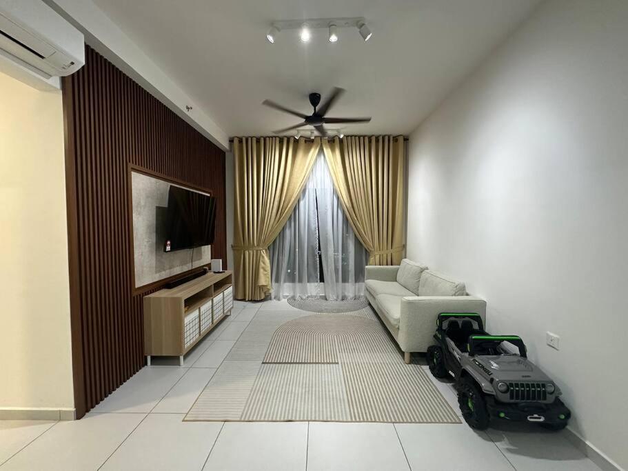 Gallery image of 18SkyHigh in Batu Kawan