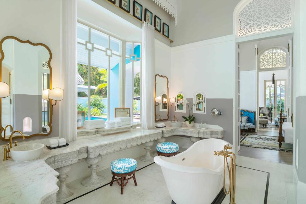 JW Marriott Phu Quoc Emerald Bay Resort & Spa - 18