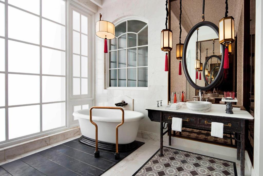 JW Marriott Phu Quoc Emerald Bay Resort & Spa - 5