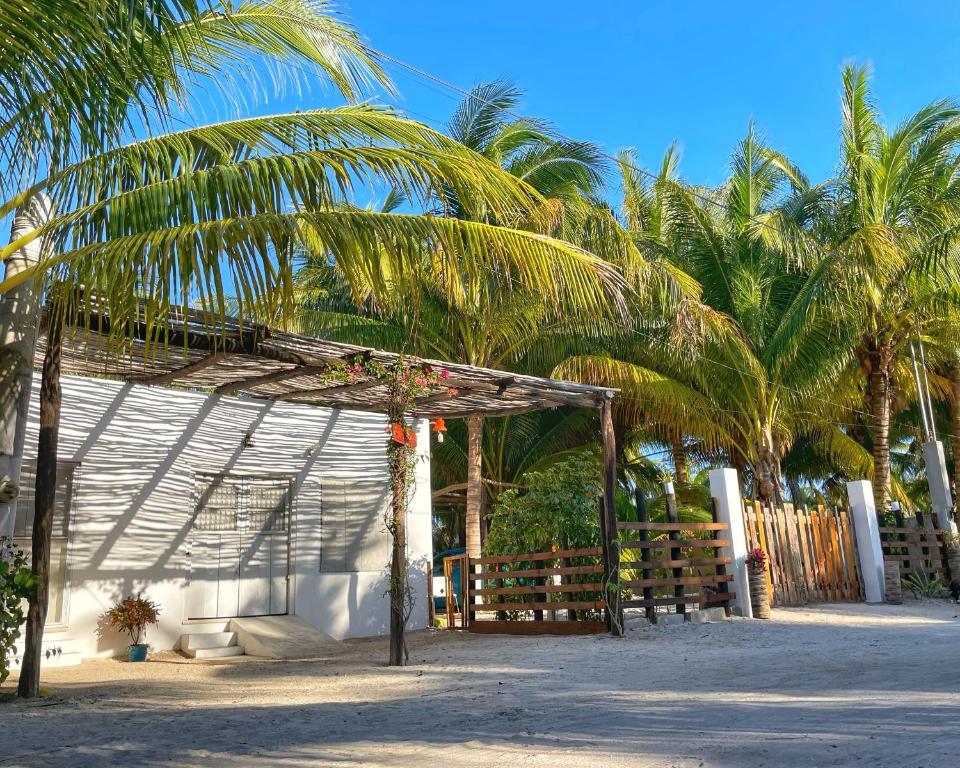 Gallery image of Dicha Perfecta Telchac in Telchac Puerto