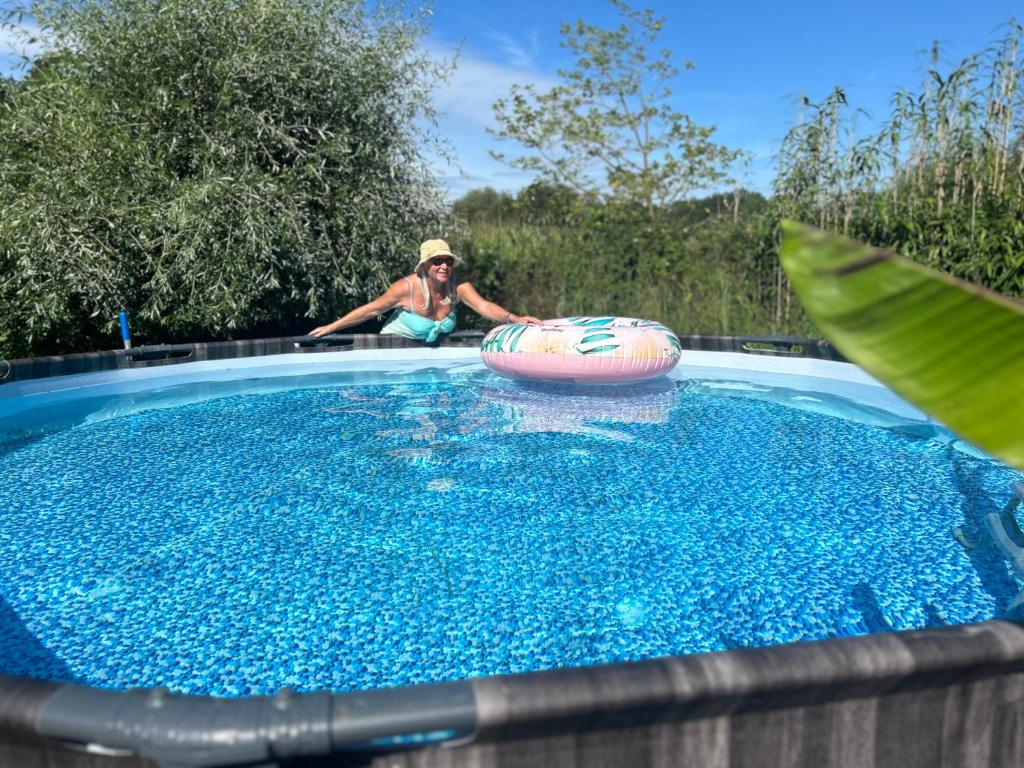 Bazén v ubytování Weberhof-Münster Glamping nebo v jeho okolí
