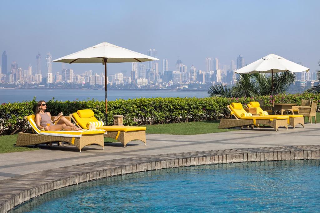 Piscina en o cerca de Trident Nariman Point