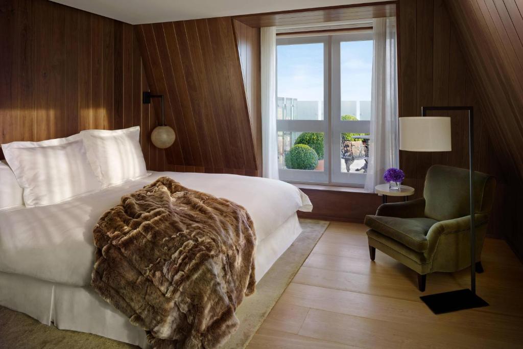 The London EDITION - Terrace Suite, Suite, 1 King, Terrace Level, Terrace