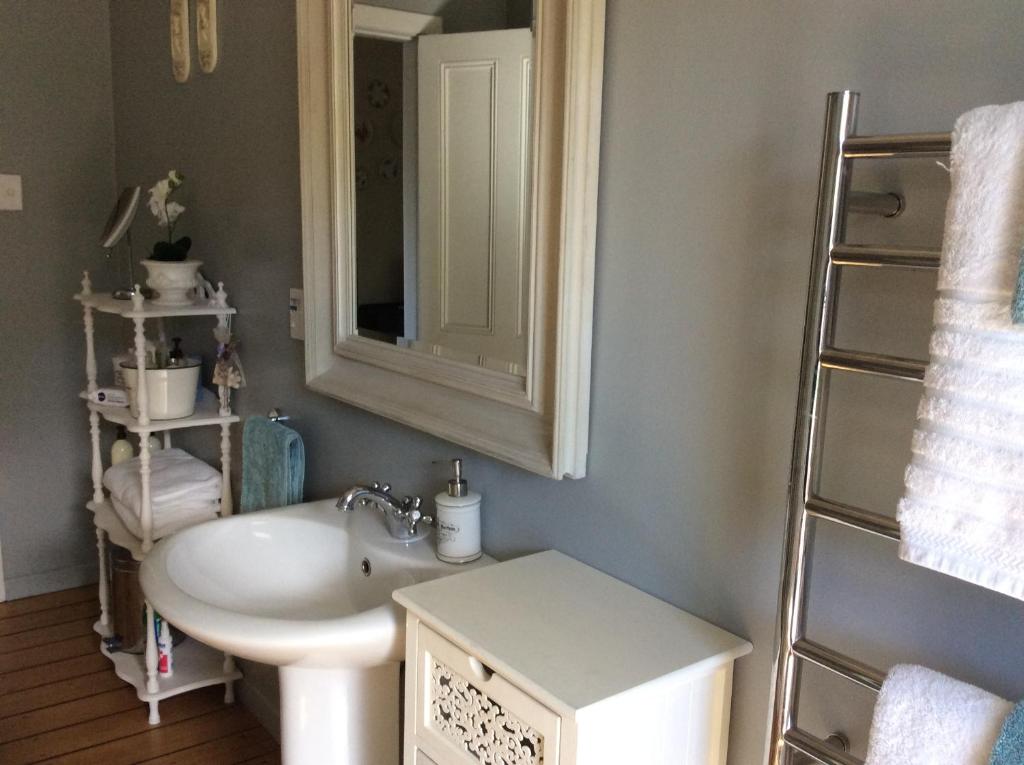 The Old School House bed and breakfast - Resim 25