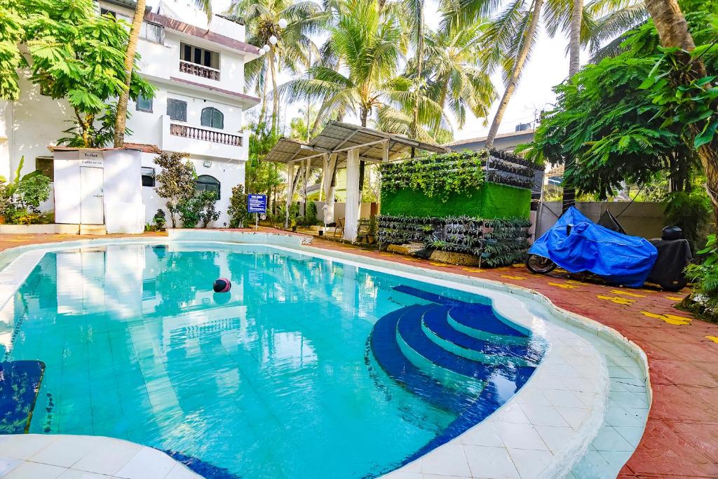 Majoituspaikassa Ritchita Beach way Calangute tai sen lähellä sijaitseva uima-allas