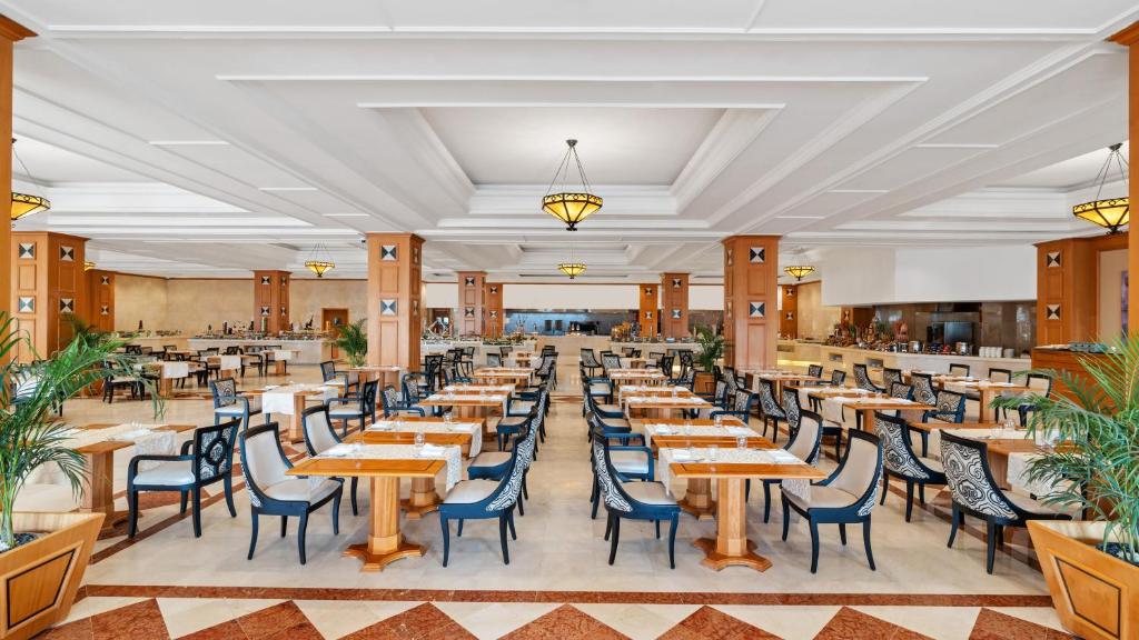 Restaurace v ubytování Swissôtel Sharm El Sheikh - Ultra All Inclusive Collection